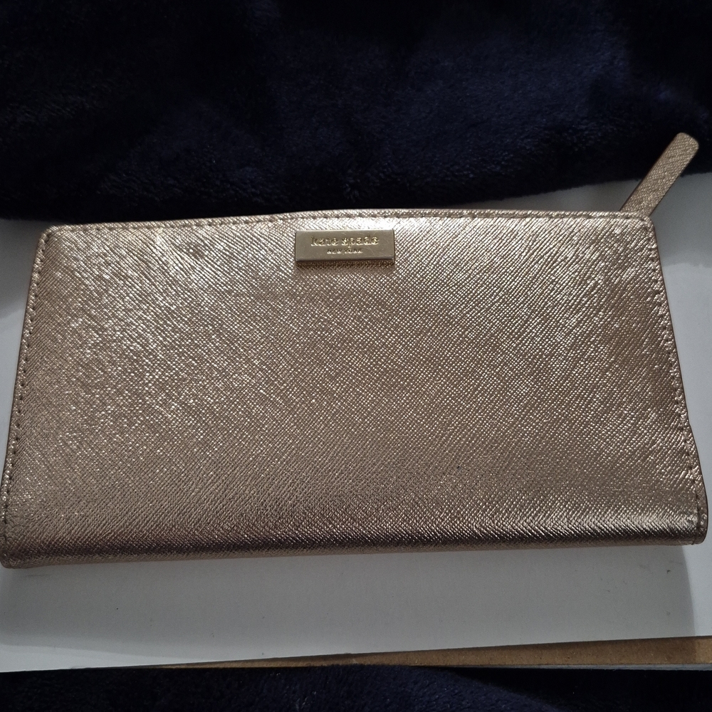 Kate Spade Metallic Rose Gold Wallet